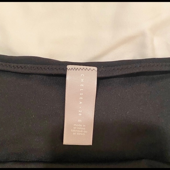 Chelsea 28 high waisted bottoms - Picture 3 of 4